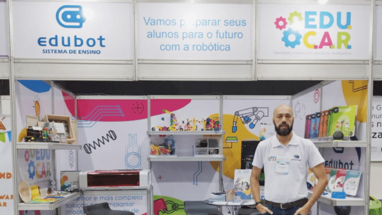 Fórum Undime Goiás recebe Laboratório EduCAR e atrai a atenção dos gestores que desejam inovação na escola