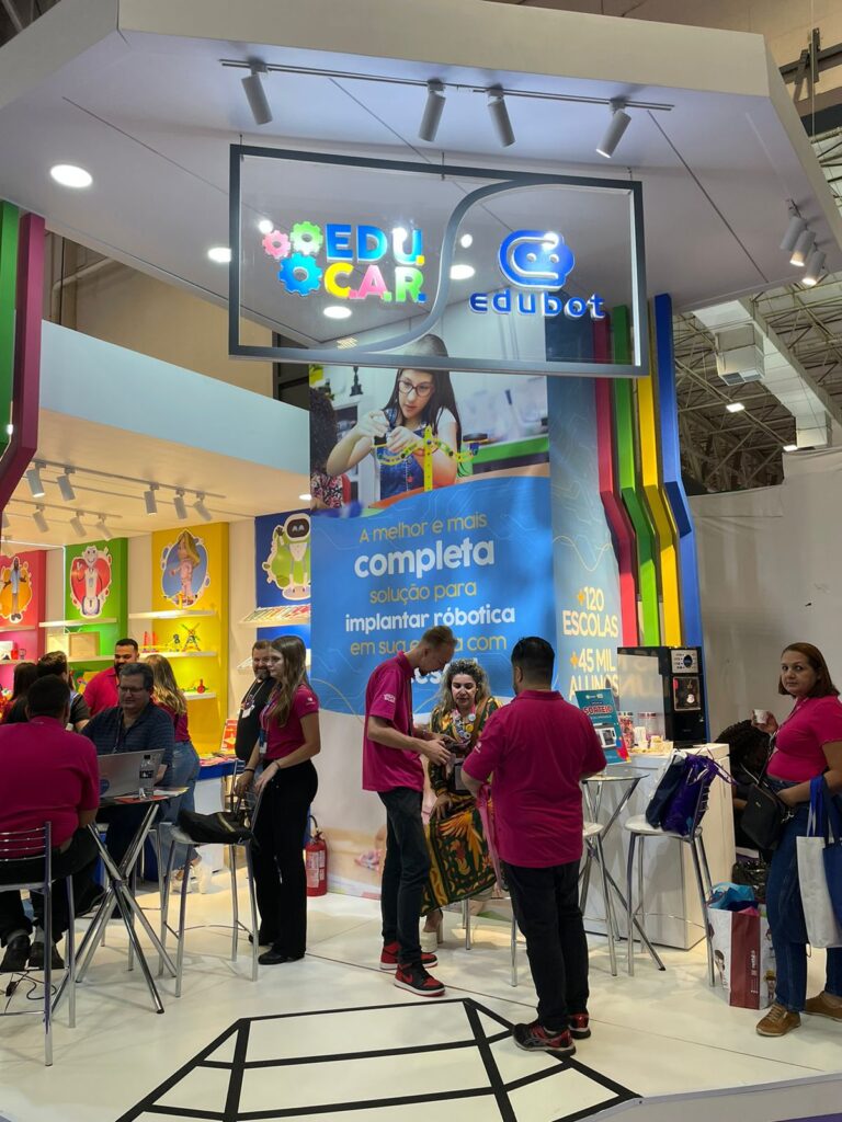 Laboratório EduCAR é sucesso de público no primeiro dia de Bett Brasil